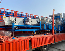 茂恒機(jī)械：5XFZ-15SM復(fù)式精選機(jī)裝車(chē)發(fā)貨！